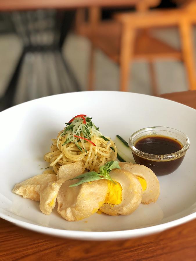 Eightin Hotel Sudirman Jakarta Ngoại thất bức ảnh